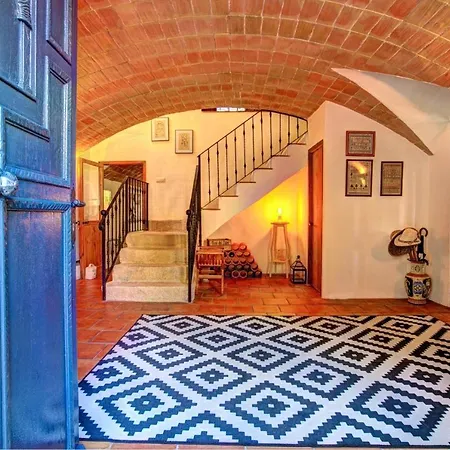 Sleeps 8